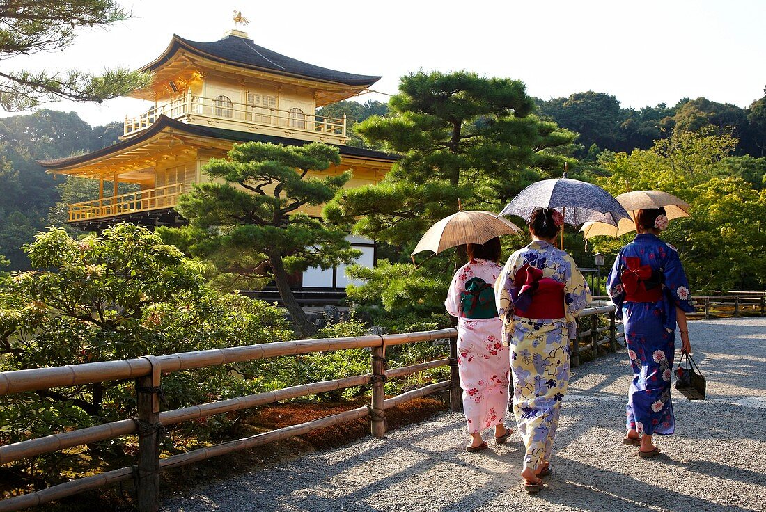 Japanese women with Kimono, Kinkakuji Temple, The Golden Pavilion, Rokuon-ji temple, Kyoto, Japan.