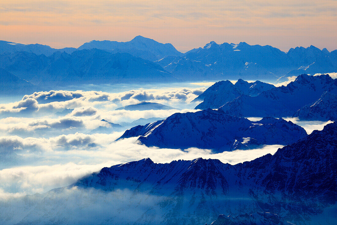 Mont_Blanc _ 4810 m, höchster Berg Europas, Italiensiche_ und Französische Alpen, Aussicht vom Klein Matterhorn, Schweiz