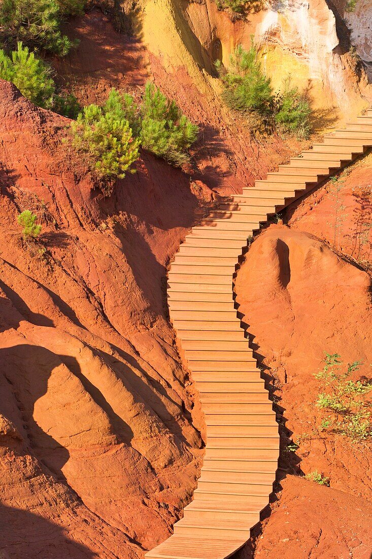 Pathway in the ochre canyon in Roussillon, France, Europe
