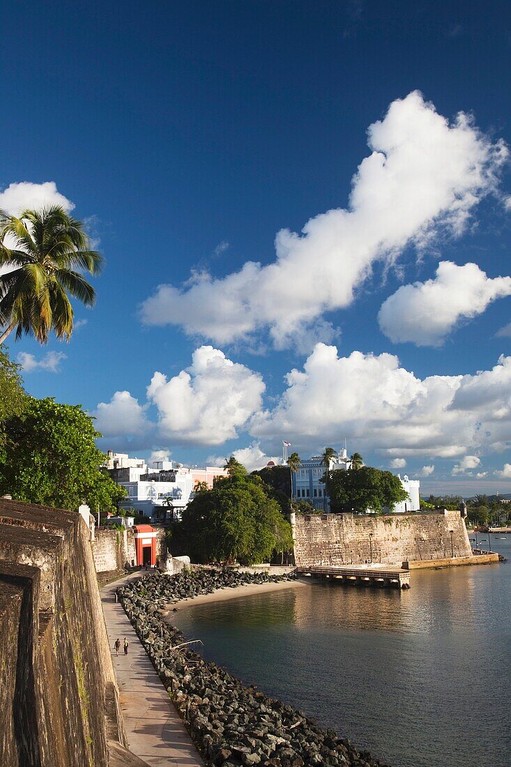 Puerto Rico, San Juan, Old San Juan, city walls by the Puerta de San Juan.