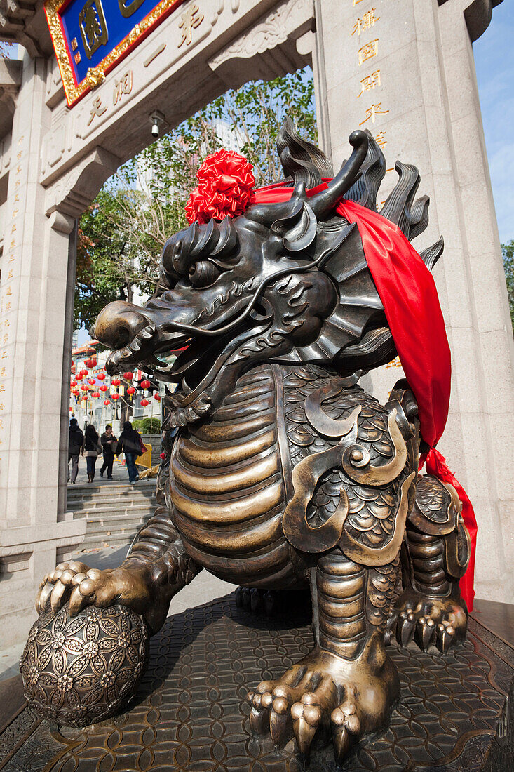 Asia, China, Hong Kong, Hongkong, Kowloon, Wong Tai Sin Temple, Temple, Temples, Religion Religious, Taoism, Taoist, Dragon, Dragons, Dragon Statue, Dragon Statues, Ribbon, Bow, Tourism, Holiday, Vacation, Travel