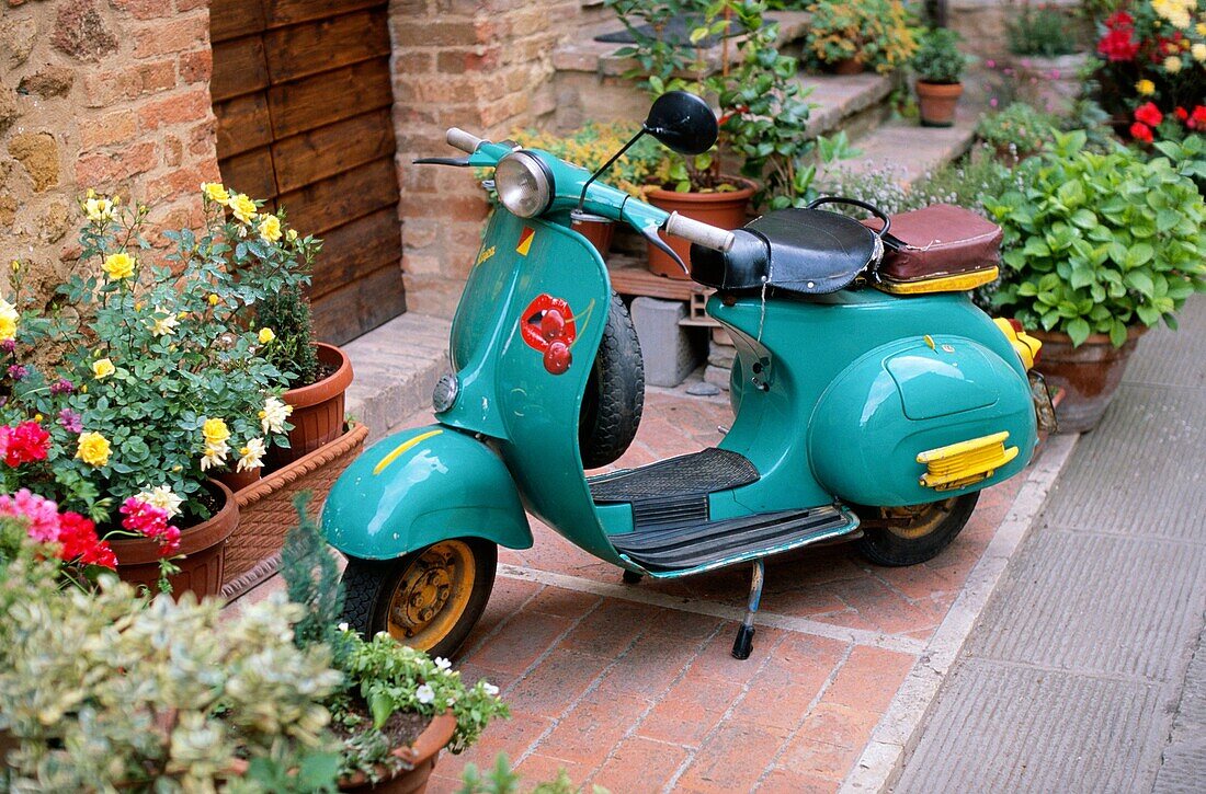Vespa scooter, Pienza, Tuscany, Italy
