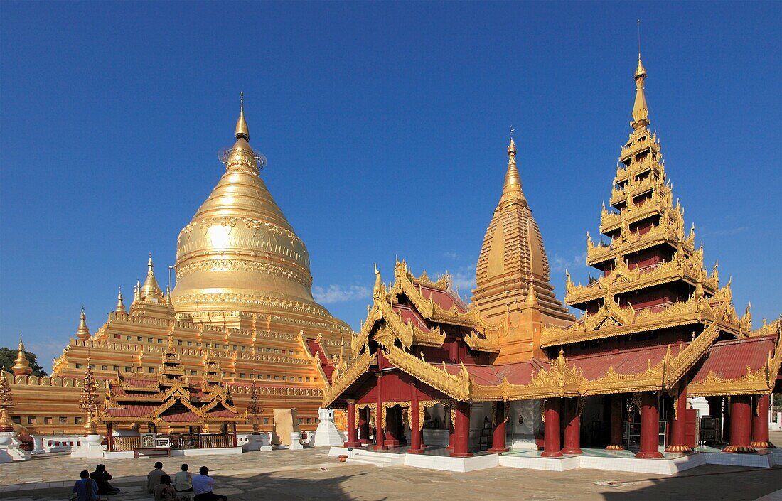 Myanmar, Burma, Bagan, Nyaung U, Shwezigon Pagoda,