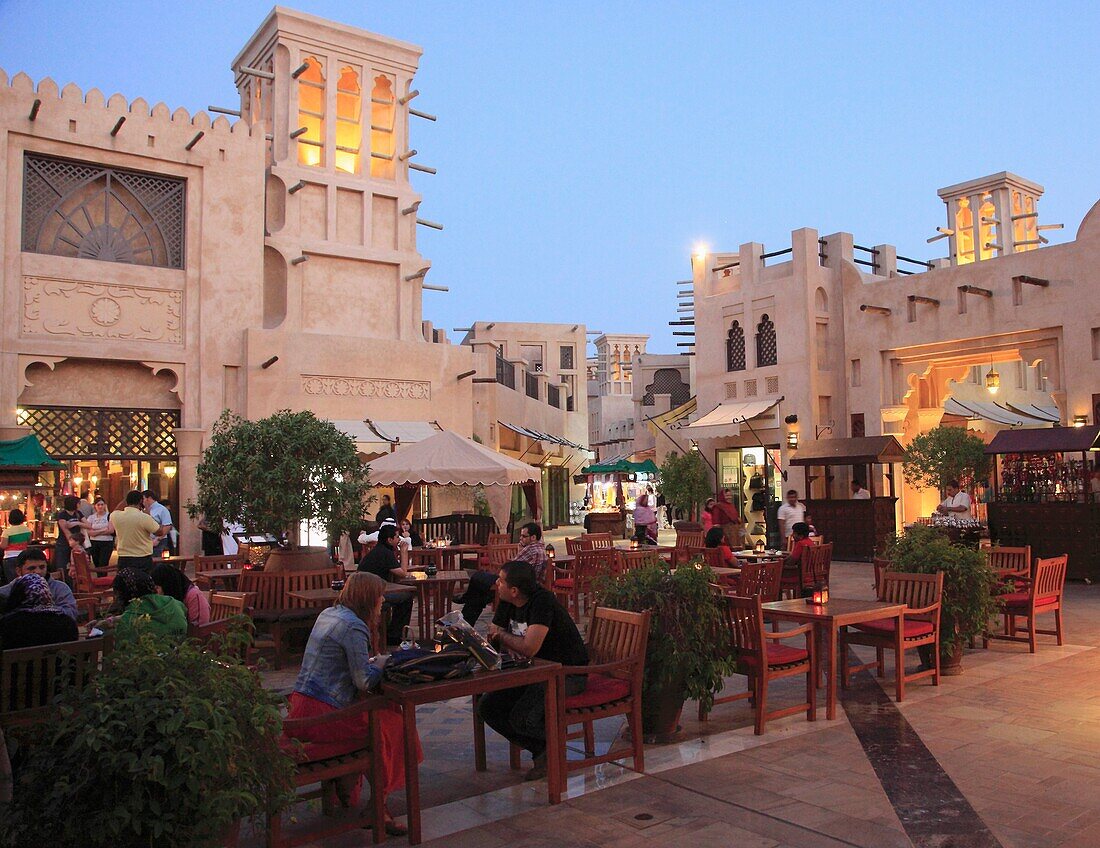 United Arab Emirates, Dubai, Madinat Jumeirah, hotel, shopping, leisure,
