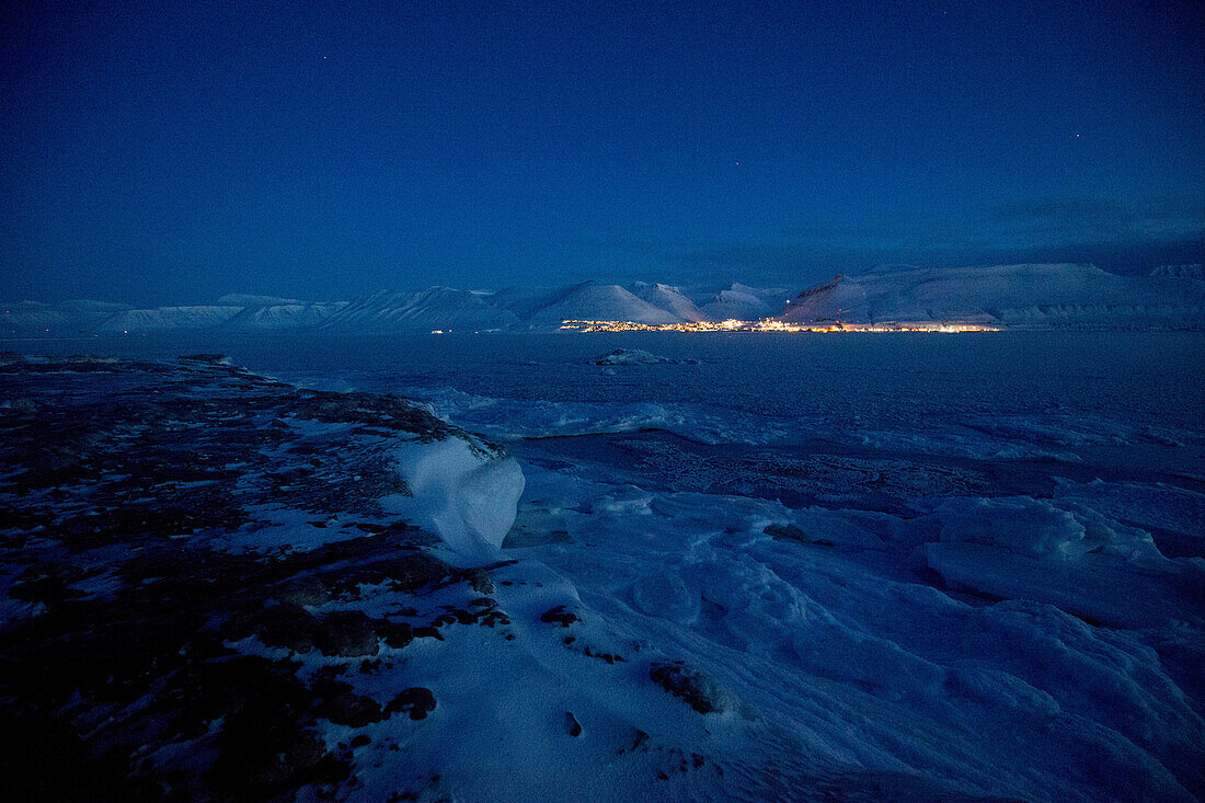 Nightview of Longyearbyen, Spitzbergen in March, Spitzbergen, Svalbard, Norway