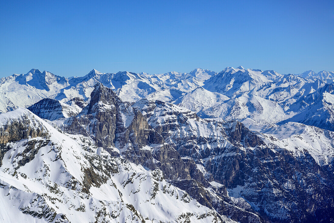 Tribulaun vor Zillertaler Alpen, von der Schneespitze aus, Schneespitze, Pflerschtal, Stubaier Alpen, Südtirol, Italien