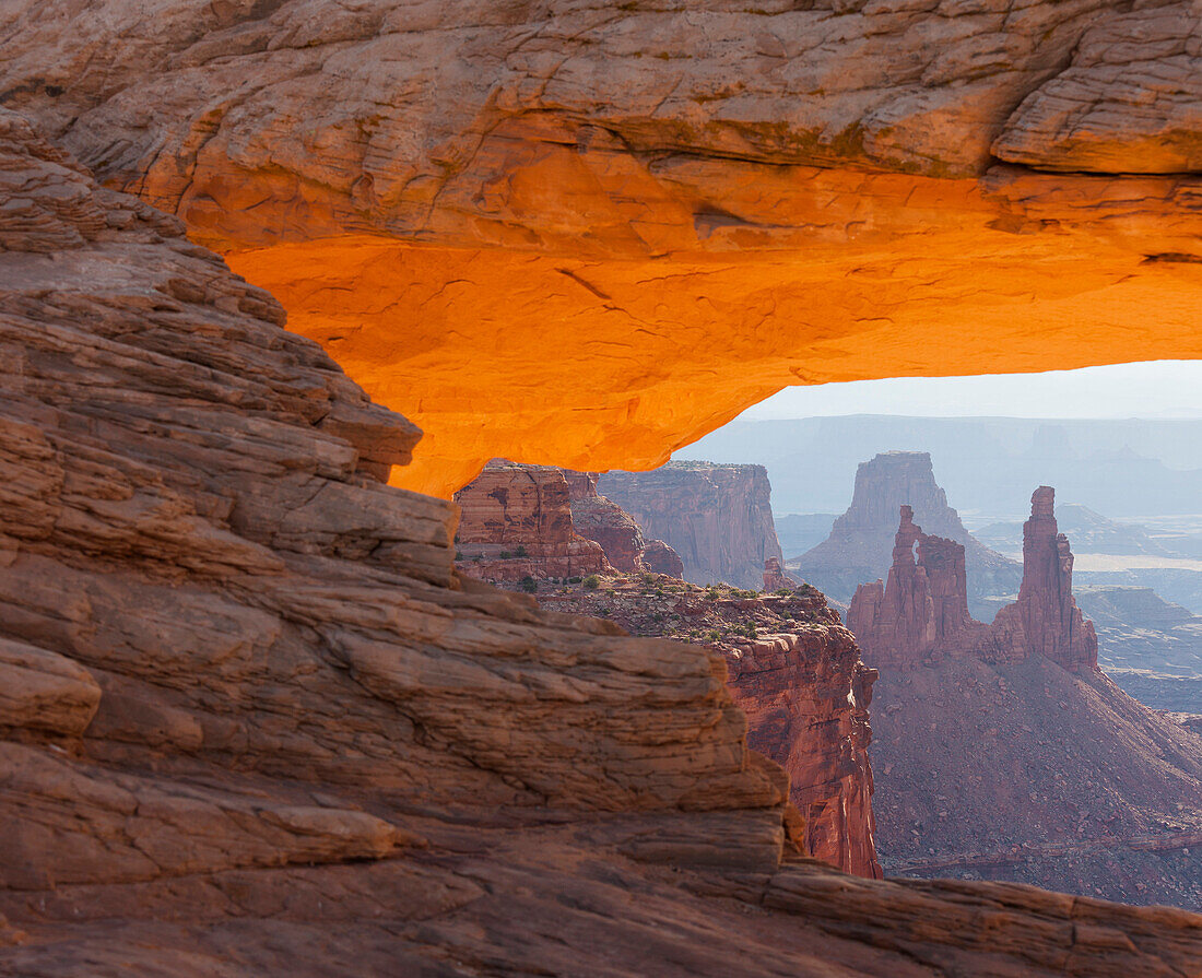 Mesa Arch, Canyonlands National Park, Moab, Utah, USA