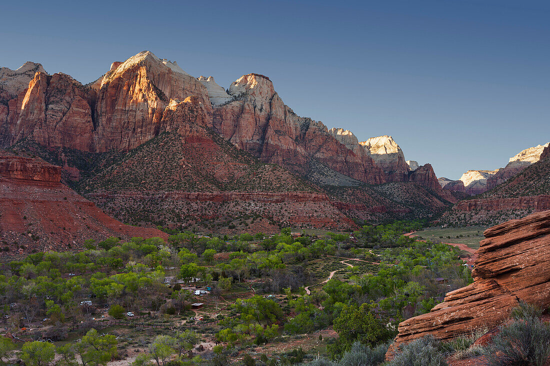 Towers of the Virgin, Zion National Park, Utah, USA