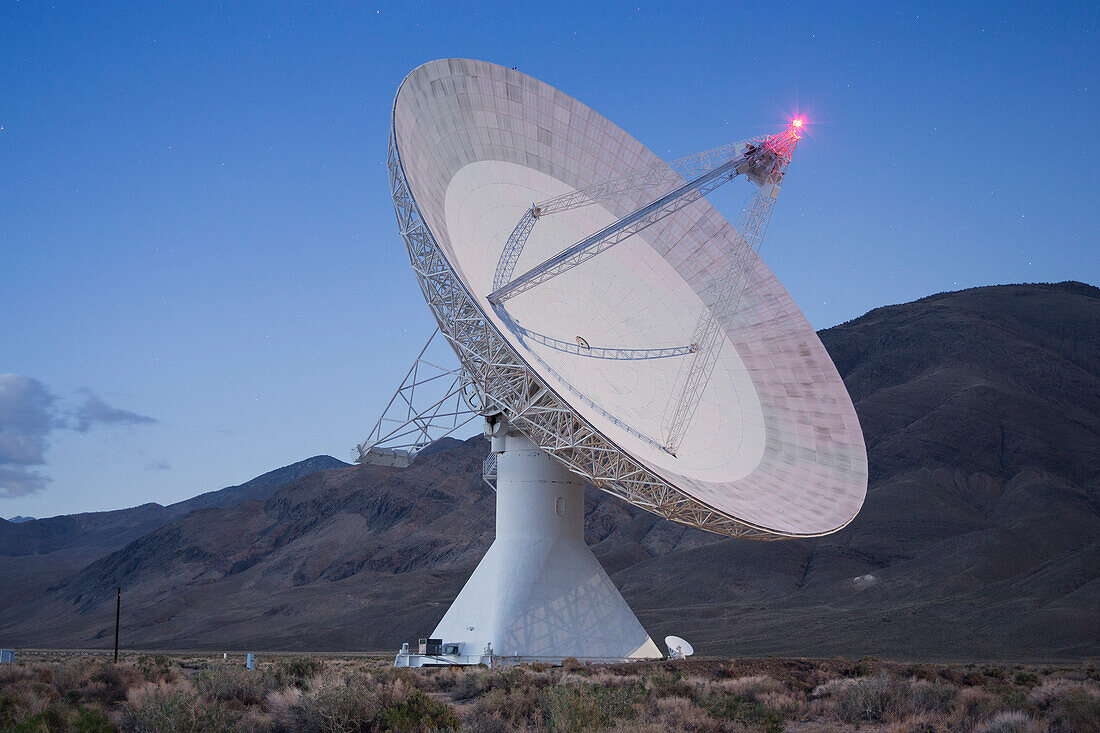 Radioteleskop, Owens River Valley, Kalifornien, USA