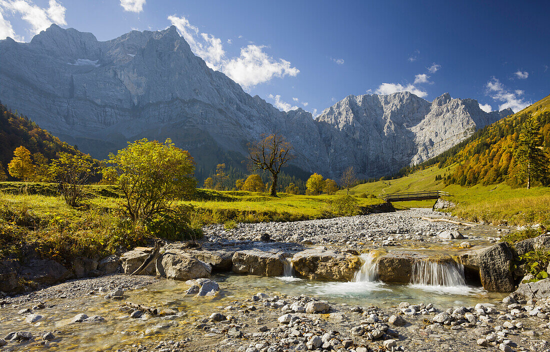 Spritzkarspitze, Dreizinkenspitze, Enger-Grund-Bach, Großer Ahornboden, Engalm, Karwendel, Tirol, Österreich