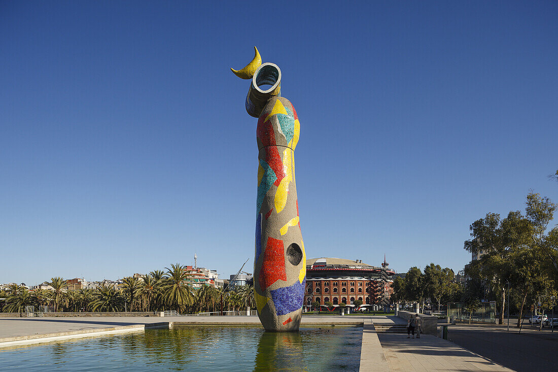 Donna i Ocell, women with bird, sculpture, artist Joan Miro, Parc de Joan Miro, Parc de l´Escorxador, Eixample district, former bullring, Centro Commercial Arenas de Barcelona, shopping center, Barcelona, Catalunya, Catalonia, Spain, Europe