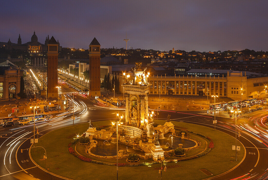 view across Placa d´Espanya, Avinguda Reina Cristina, Palau Nacional, Museu Nacional d´Art de Catalunya, Barcelona, Catalunya, Catalonia, Spain, Europe