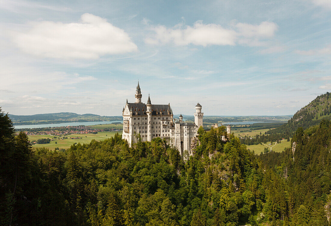 Neuschwanstein Castle, 19th century, royal castle of King Ludwig II., Hohenschwangau, near Fuessen, Ostallgaeu, Allgaeu, Bavaria, Germany, Europe