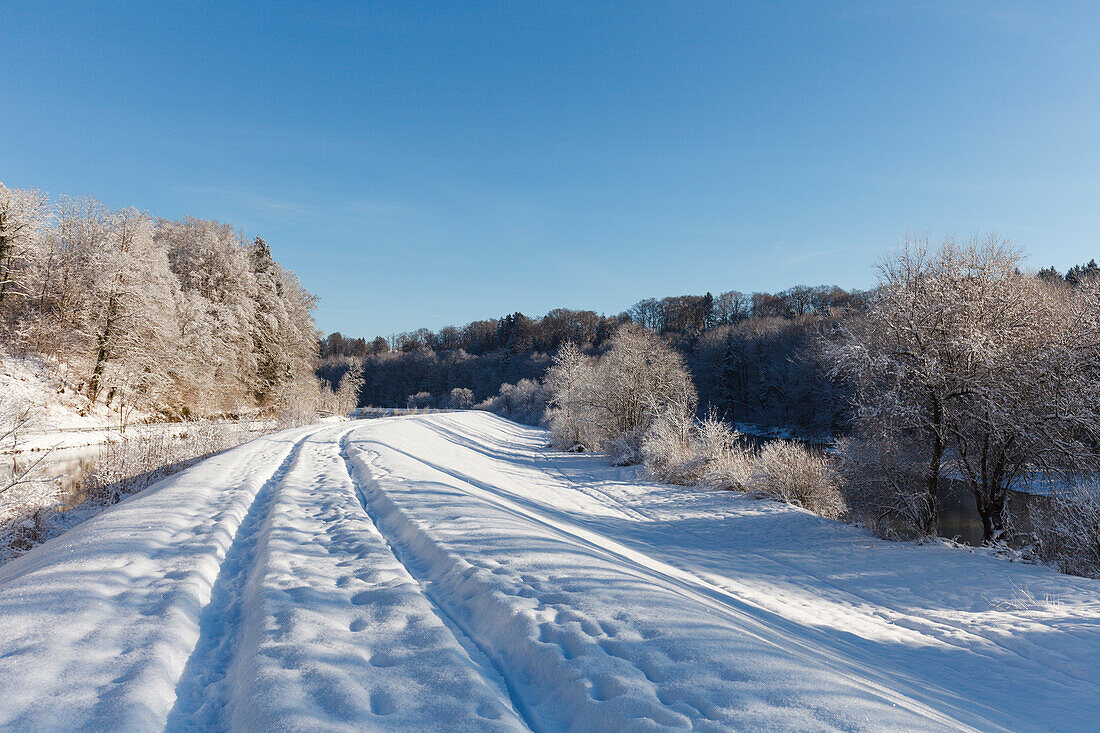 Isar river valley in winter, Isar canal and Isar river, Pullach im Isartal, south of Munich, Upper Bavaria, Bavaria, Germany, Europe