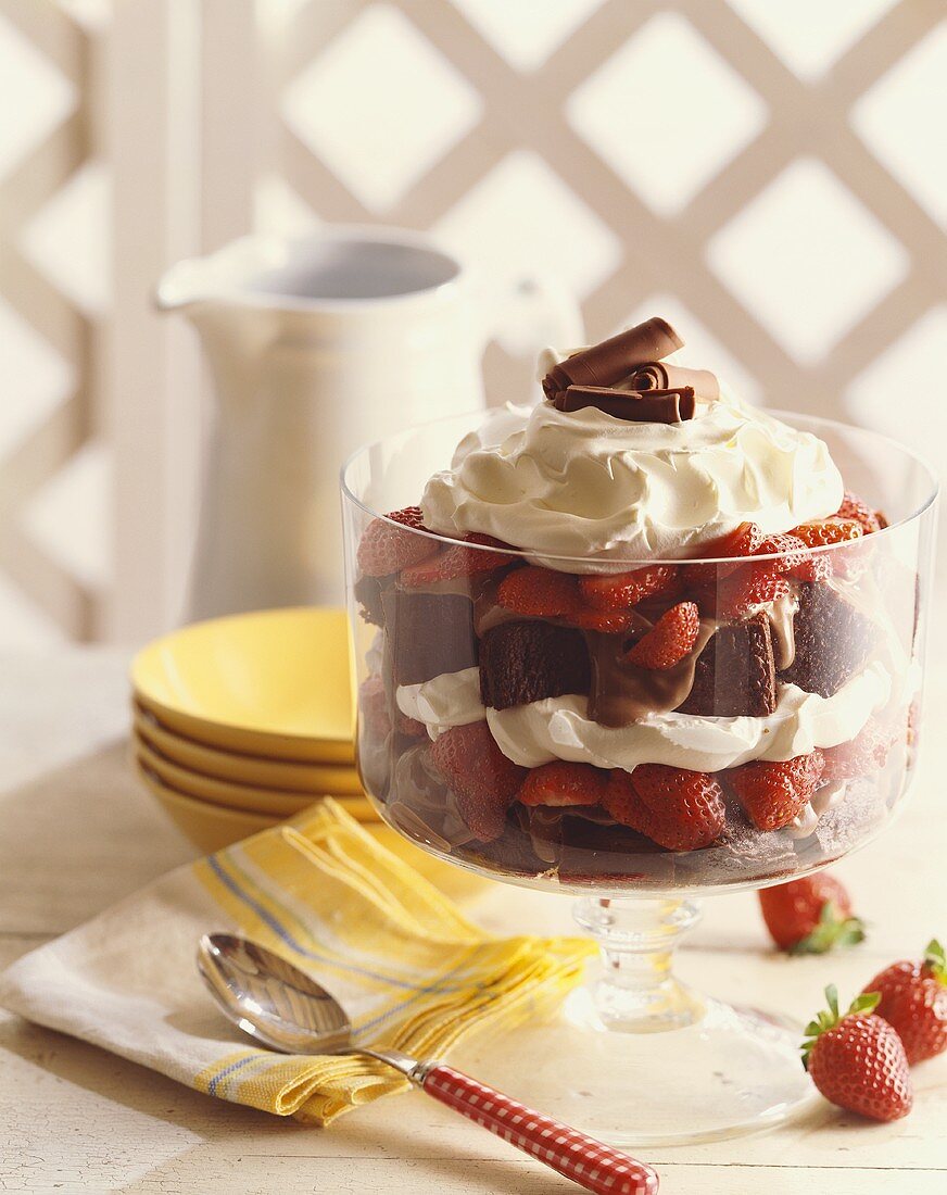Chocolate Strawberry Trifle in a Trifle Dish, Serving Spoon and Bowls