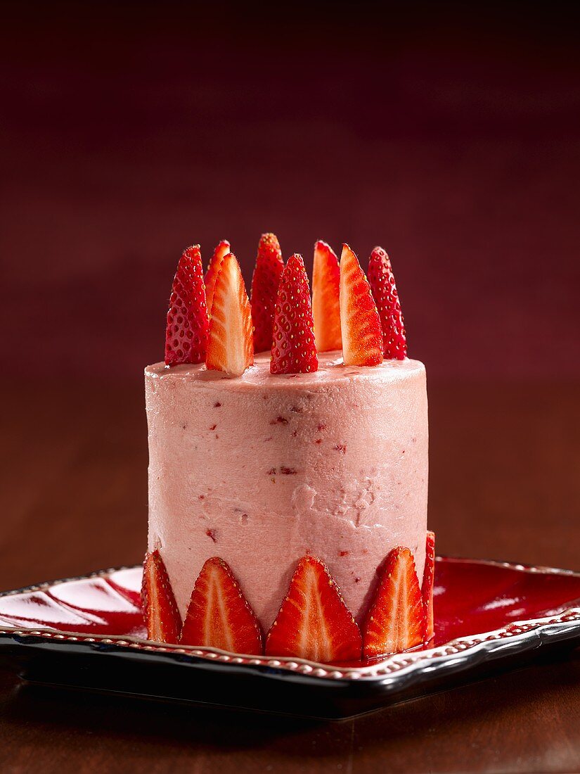 Tall Strawberry Cake with Strawberry Buttercream Icing