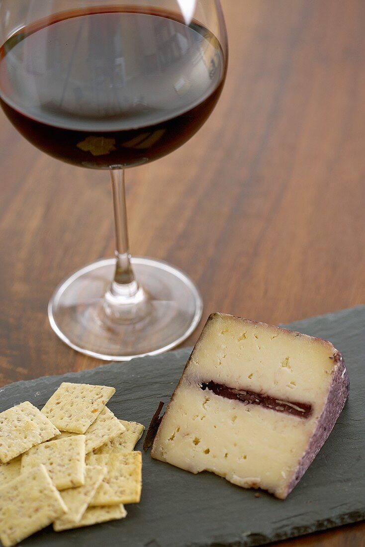 Glass of Pinot Noir, Obbiaco Del Pave Cheese and Crackers