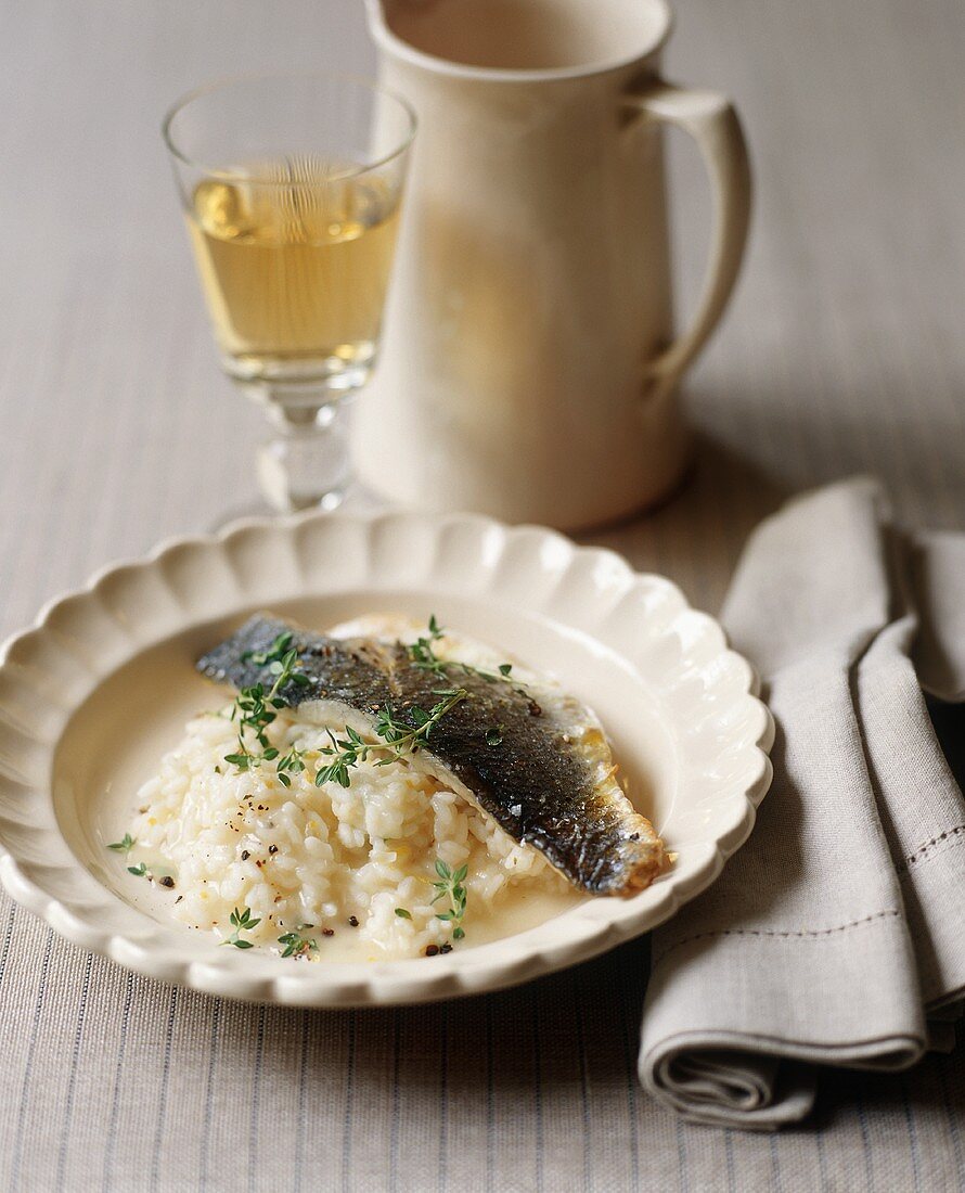 Zitronenrisotto mit gebratenem Fisch