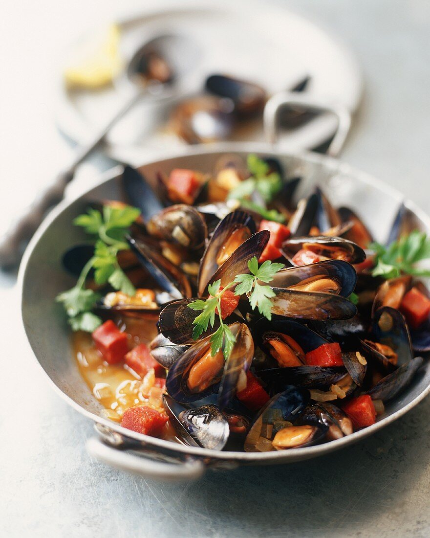 Steamed Mussels with Chorizo in a Skillet