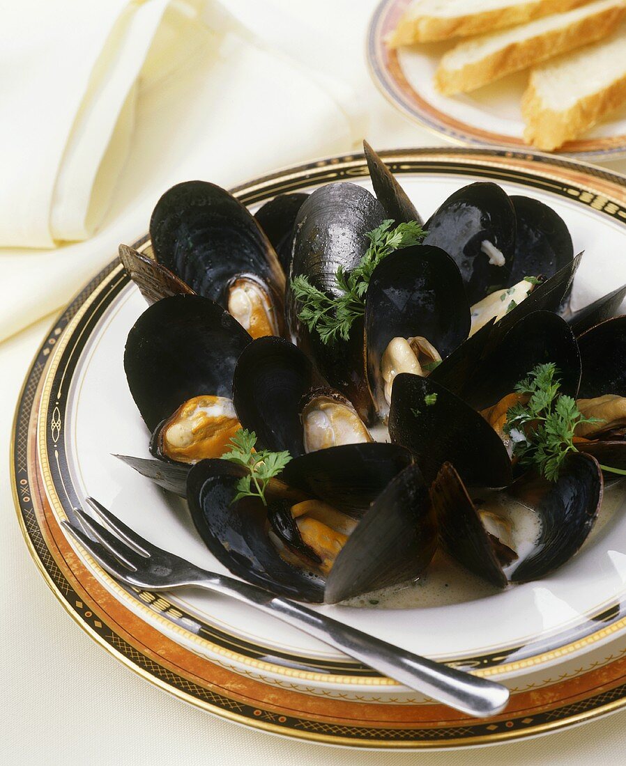 Bowl of Steamed Mussels; Bread