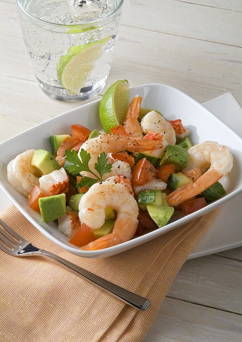 Shrimp Salad with Avocado and Bell Pepper