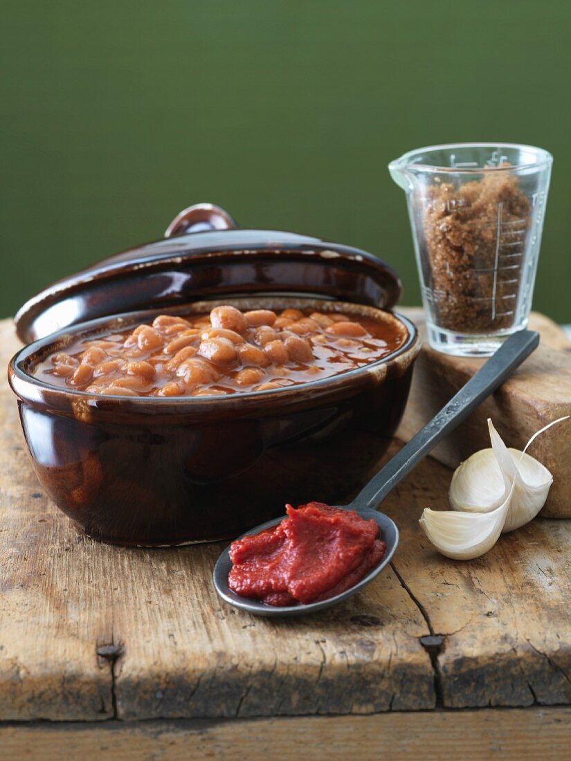 Dish of Baked Beans with Seasoning Ingredient