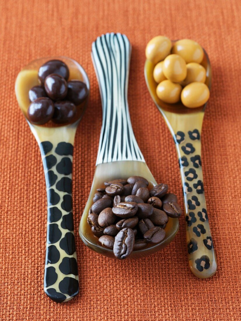 Coffee beans with & without chocolate coating, animal print spoons