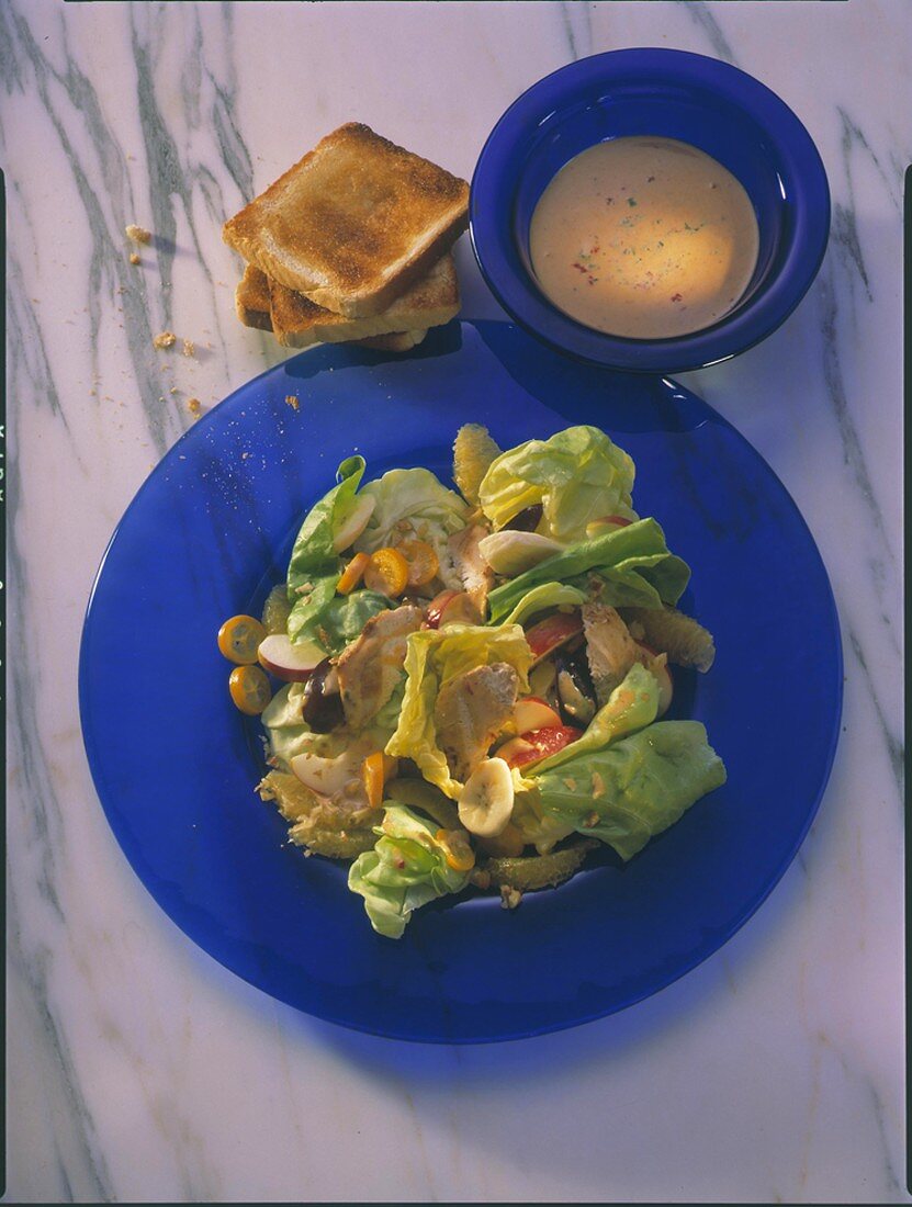 Lettuce with Thousand-Island Dressing