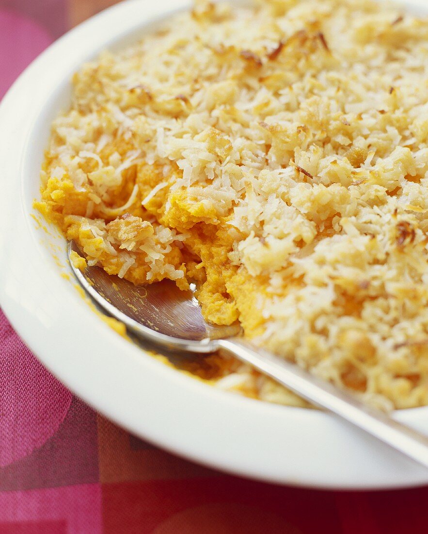 Baked Sweet Potatoes with Coconut