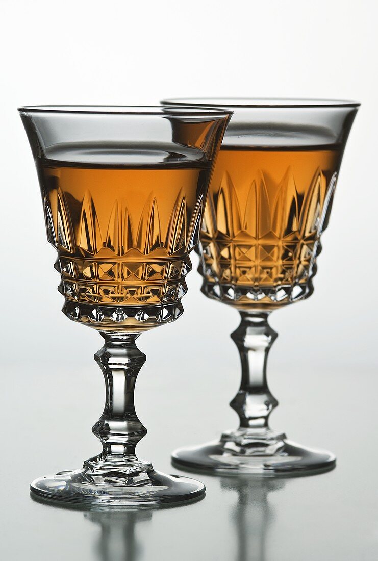 Zwei Gläser Brandy