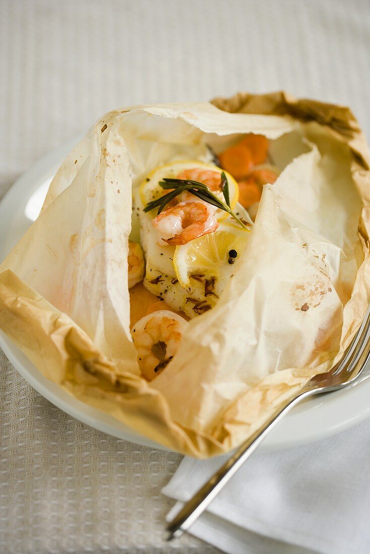 Fish and Shrimp Baked in Parchment Paper