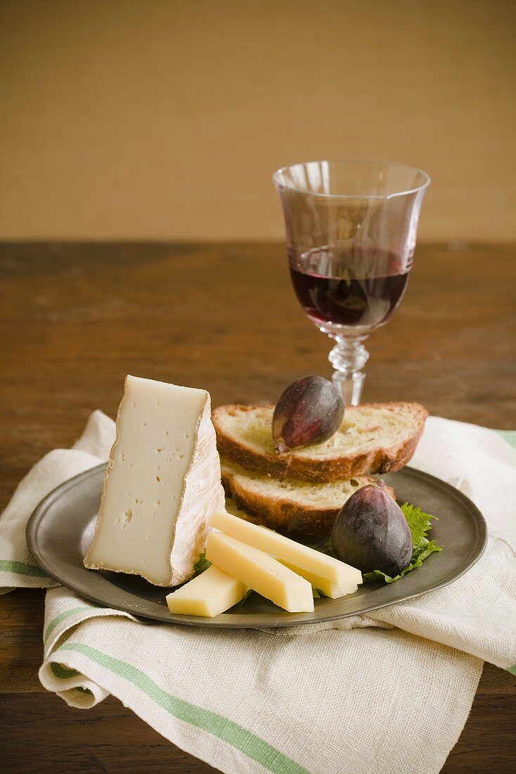 Plate with Cheese, Bread and Figs; Wine