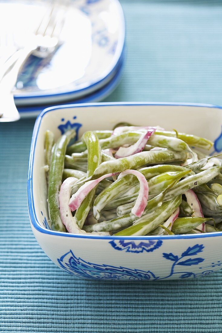 Green Beans with Onions in a Cream Sauce