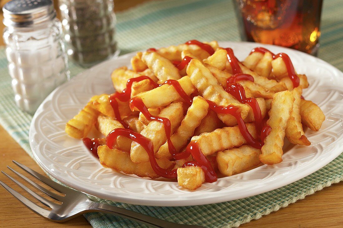 Crinkle Cut Fries with Ketchup