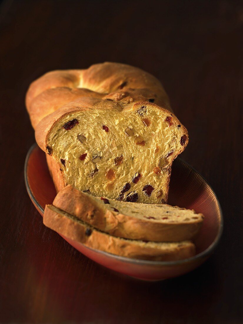 Egg Bread with Dried Fruit