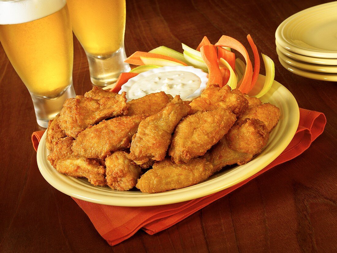 Chicken Wings with Dipping Sauce and Beer