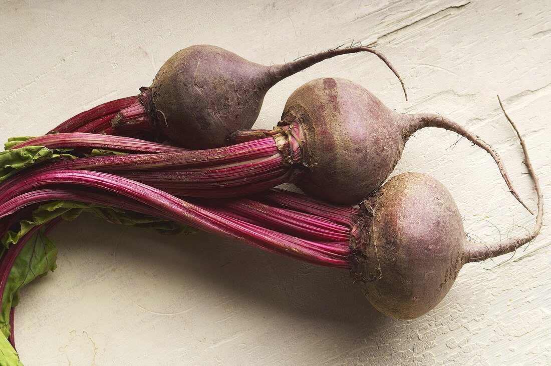 Organic Beets with Stems