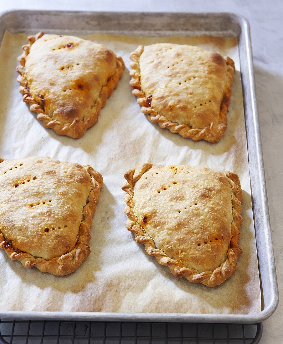 Empanadas auf Backblech