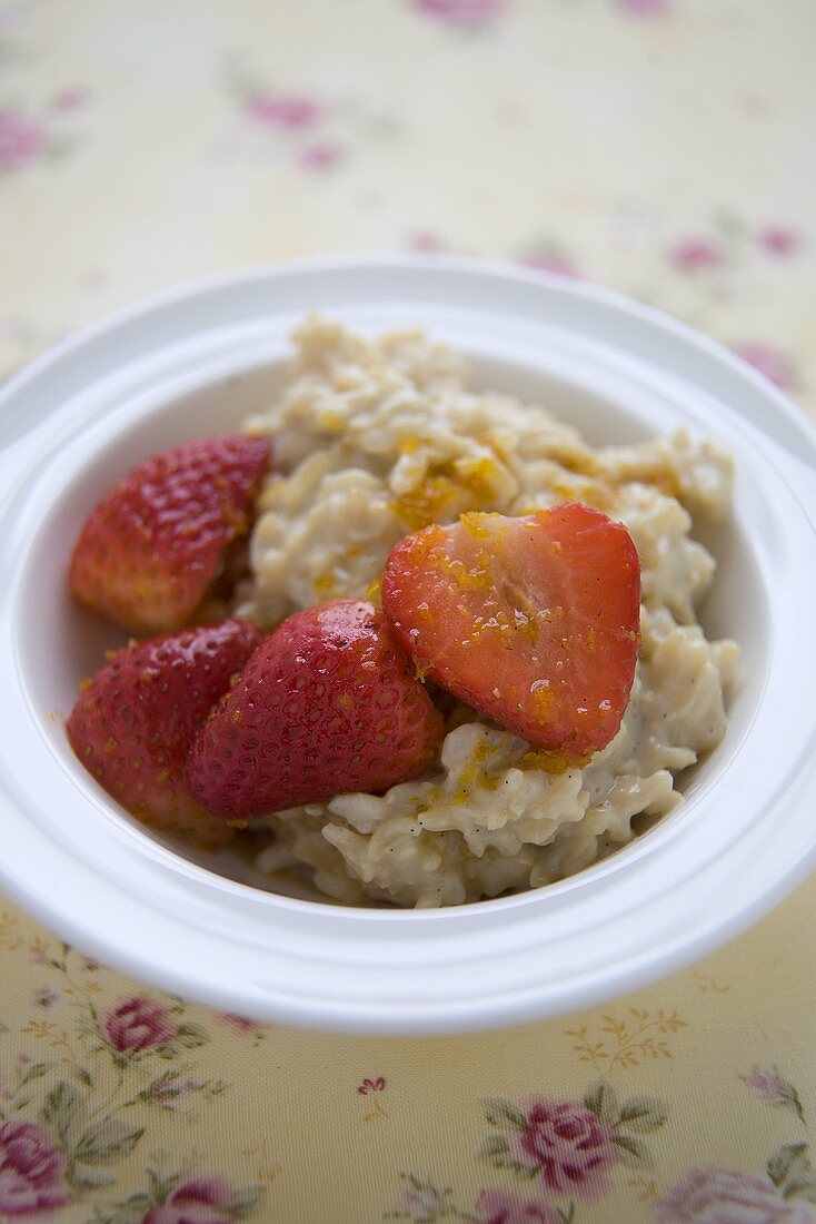 Reispudding mit Erdbeeren