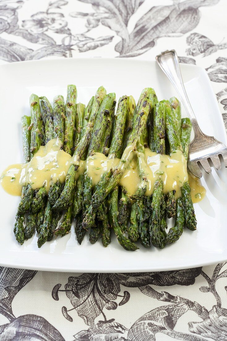 Broiled Asparagus on Platter with Hollandaise Sauce