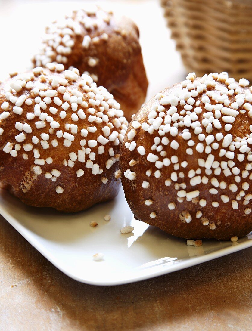 Brioche mit Hagelzucker