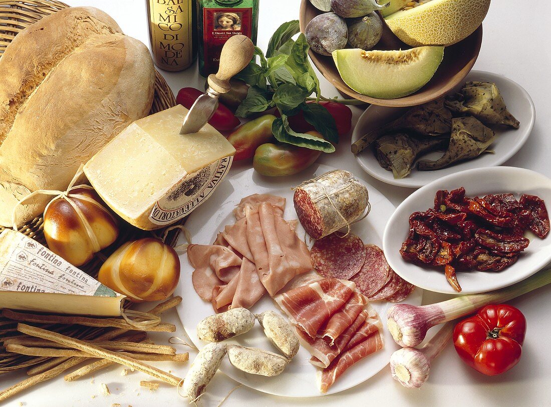 Assorted appetisers (Italy)