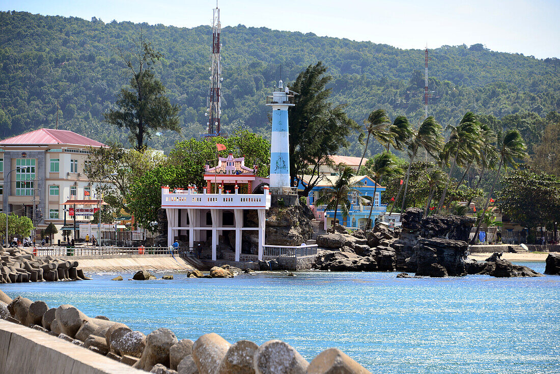 Am Strand vom Hauptort Duong Dong auf der Insel Phu Quoc, Vietnam, Asien