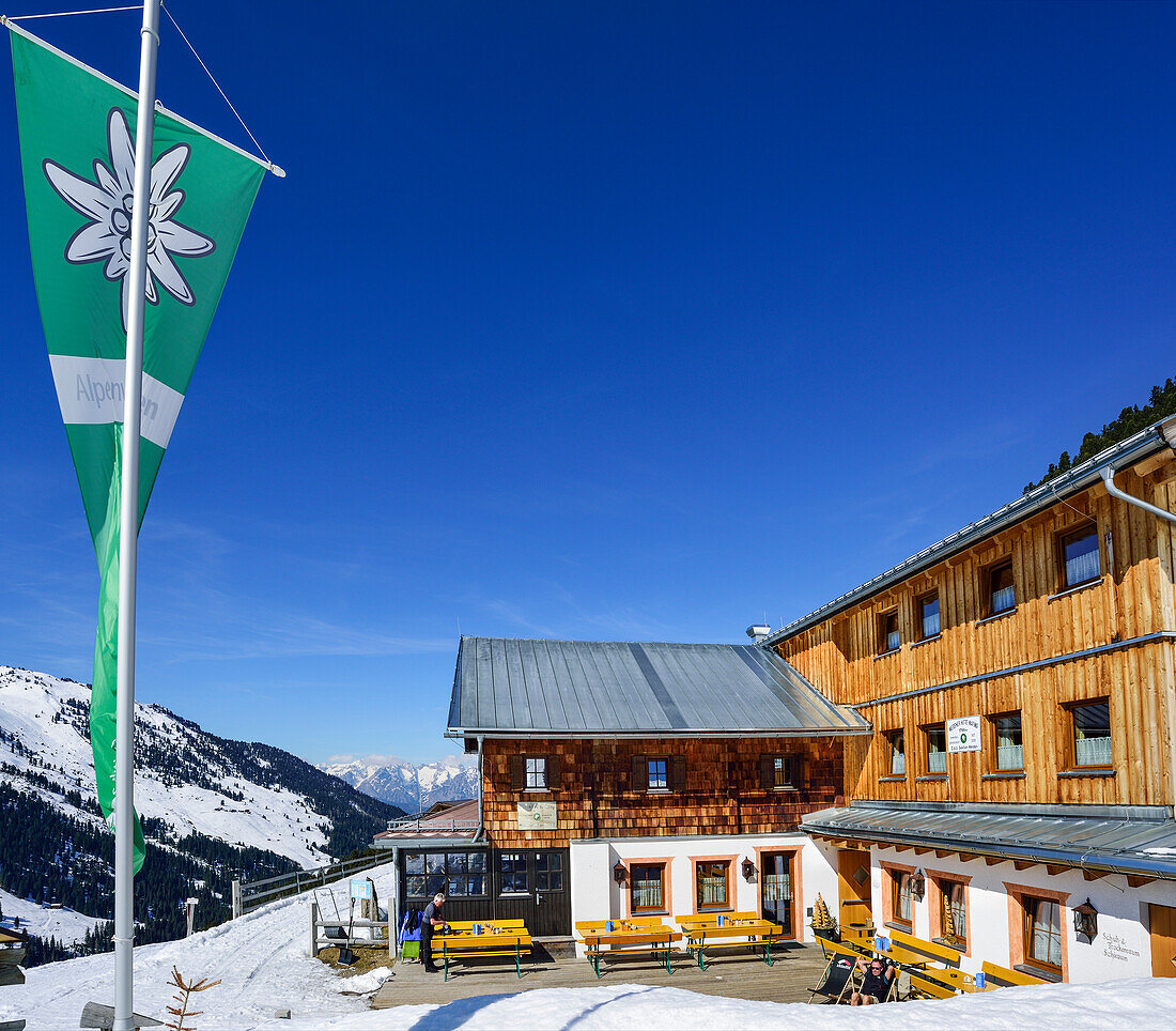 Hut Weidener Huette, Nafinghuette, Tux Alps, Tyrol, Austria