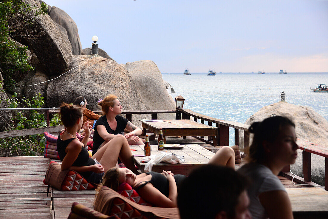 Bar on the beach at Chalok Ban Kao, South coast, Island of Tao, Golf of Thailand, Thailand