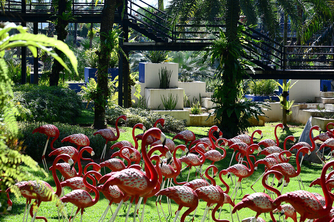 Flamingo sculptures in Nong Nooch Tropical Botanical Garden, Nong Nooch Village near Pattaya, Chon Buri, Golf of Thailand, Thailand