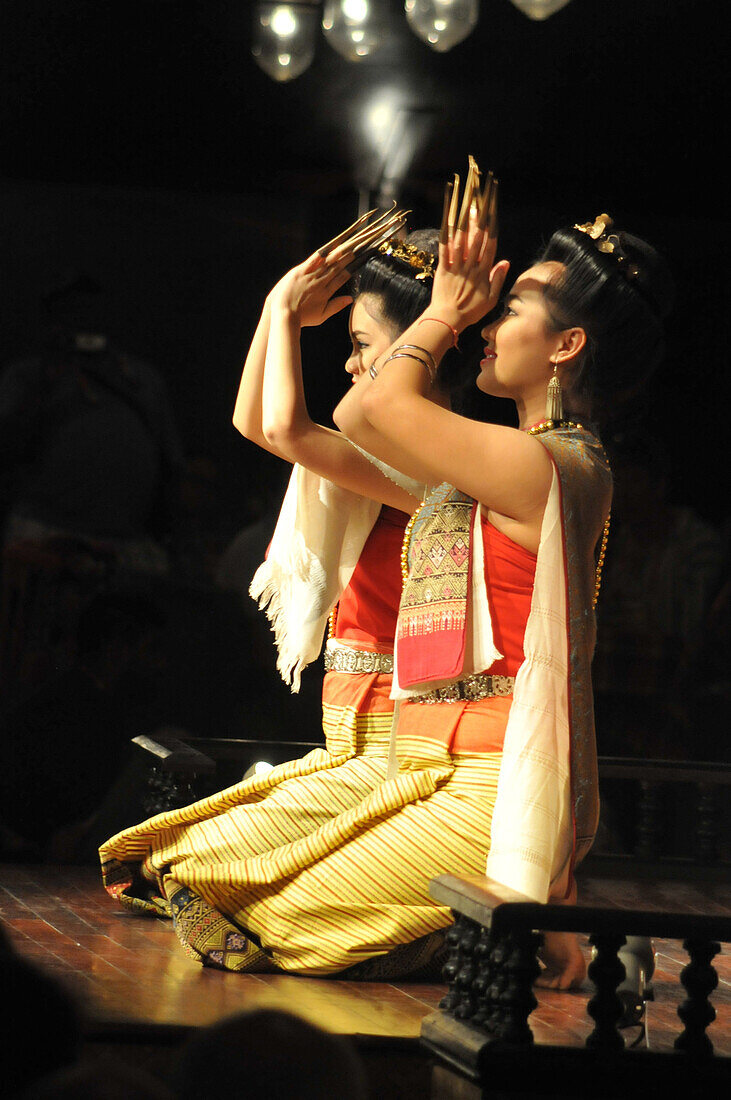 Kantoke Dinner Show in Old Chiang Mai Cultural Center, Chiang Mai, North-Thailand, Thailand
