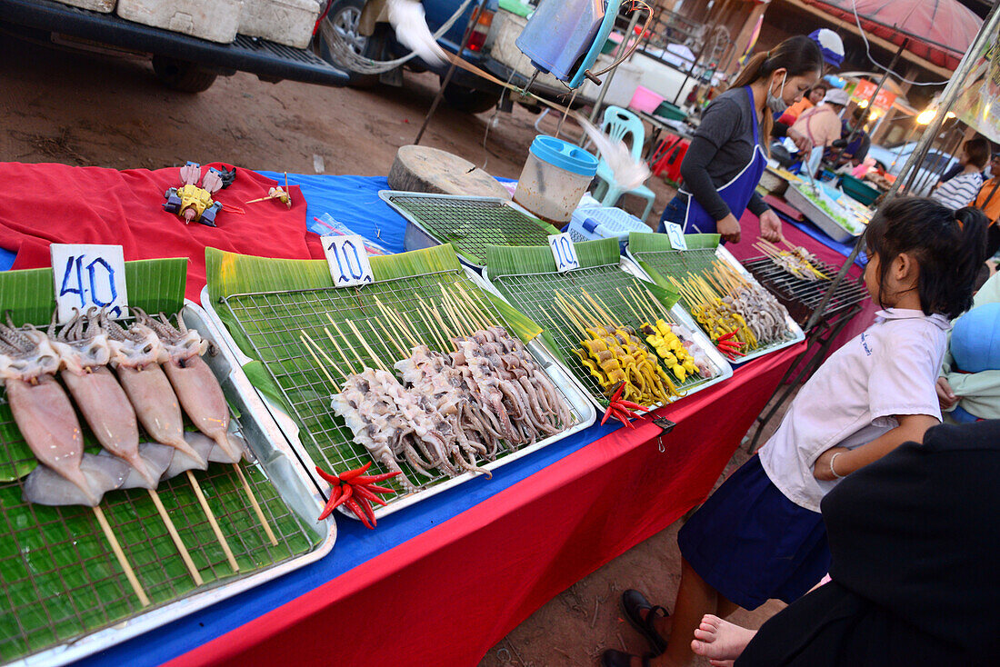 Market in Sop Ruak in the golden triangle, North-Thailand, Thailand, Asia