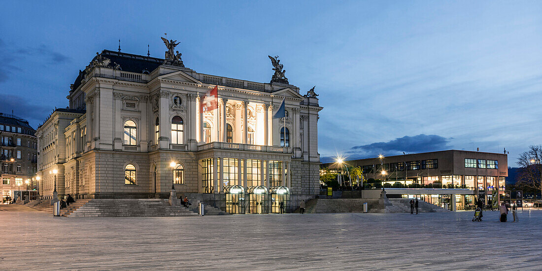 Opera House, Sechselaeuten Square,  Zurich, Switzerland, Europe