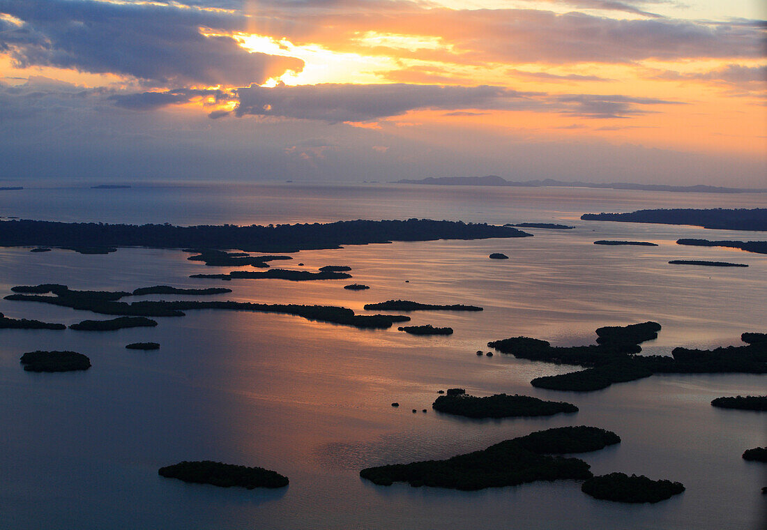 Islands in Bastimentos Marine National Park, Bocas del Toro, Panama